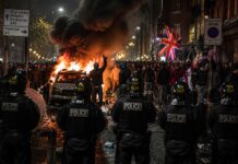 Οι βρετανικές μυστικές υπηρεσίες βλέπουν εμφύλιο κατά μεταναστών