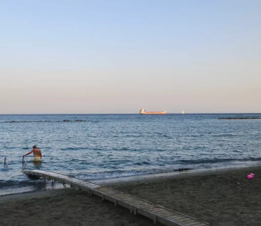 Μικροβιολογικό φορτίο εντοπίστηκε στη θάλασσα της Λεμεσού –Τι διευκρινίζει το Τμήμα Περιβάλλοντος