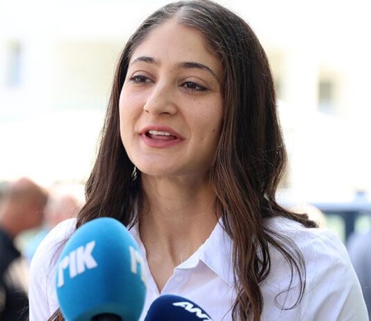 Συνάντηση προέδρου Βουλής με τη νέα πρόεδρο της ΕΔΕΚ