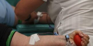 Στο μικροσκόπιο της Επιτροπής Υγείας η πλασμαφαίρεση