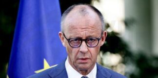 Ο Μερτς κάλεσε τη Ρωσία να «προσέλθει σε σοβαρές διαπραγματεύσεις» για το Ουκρανικό