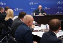 Το Κρεμλίνο δεν αποφάσισε για συμμετοχή του Πούτιν στην G20, απορρίπτει πρόταση Ζελένσκι για συνάντηση