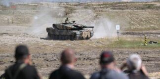 Πάλμας: Εκσυγχρονίζονται τα ΑΜΧ-30, oφείλουμε να ενισχύουμε την αποτρεπτική μας ισχύ