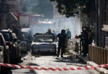 Πέντε οι αγνοούμενοι από την έκρηξη σε κτίριο στην Πλάκα