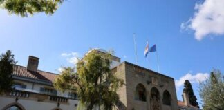 Σάλος για την θωρακισμένη λιμουζίνα του Προέδρου-“Δεν γνώριζα”- λέει ο ίδιος