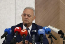 Αβέρωφ Νεοφύτου: «Δεν κατεβαίνω υποψήφιος για… υποψήφιος
