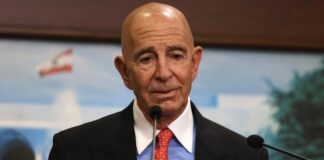 Οι ΗΠΑ θα μπορούσαν να πλήξουν το Ιράν ακόμη και αυτό το Σαββατοκύριακο, είπε ο Πρέσβης των ΗΠΑ στην Άγκυρα