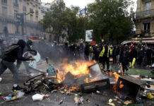Γαλλία: Συγκρούσεις και δακρυγόνα σε Λυών και Λιμόζ – 136 προσαγωγές διαδηλωτών