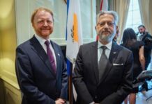 Στήριξη της Βρετανίας για λύση του Κυπριακού στη βάση των αποφάσεων του ΟΗΕ
